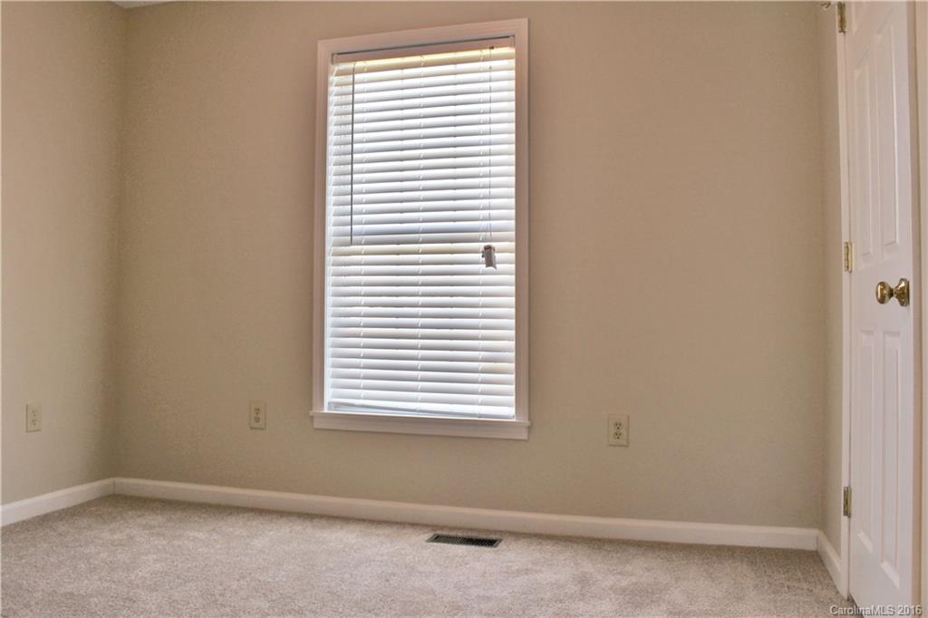 Quail Lakes - Residential