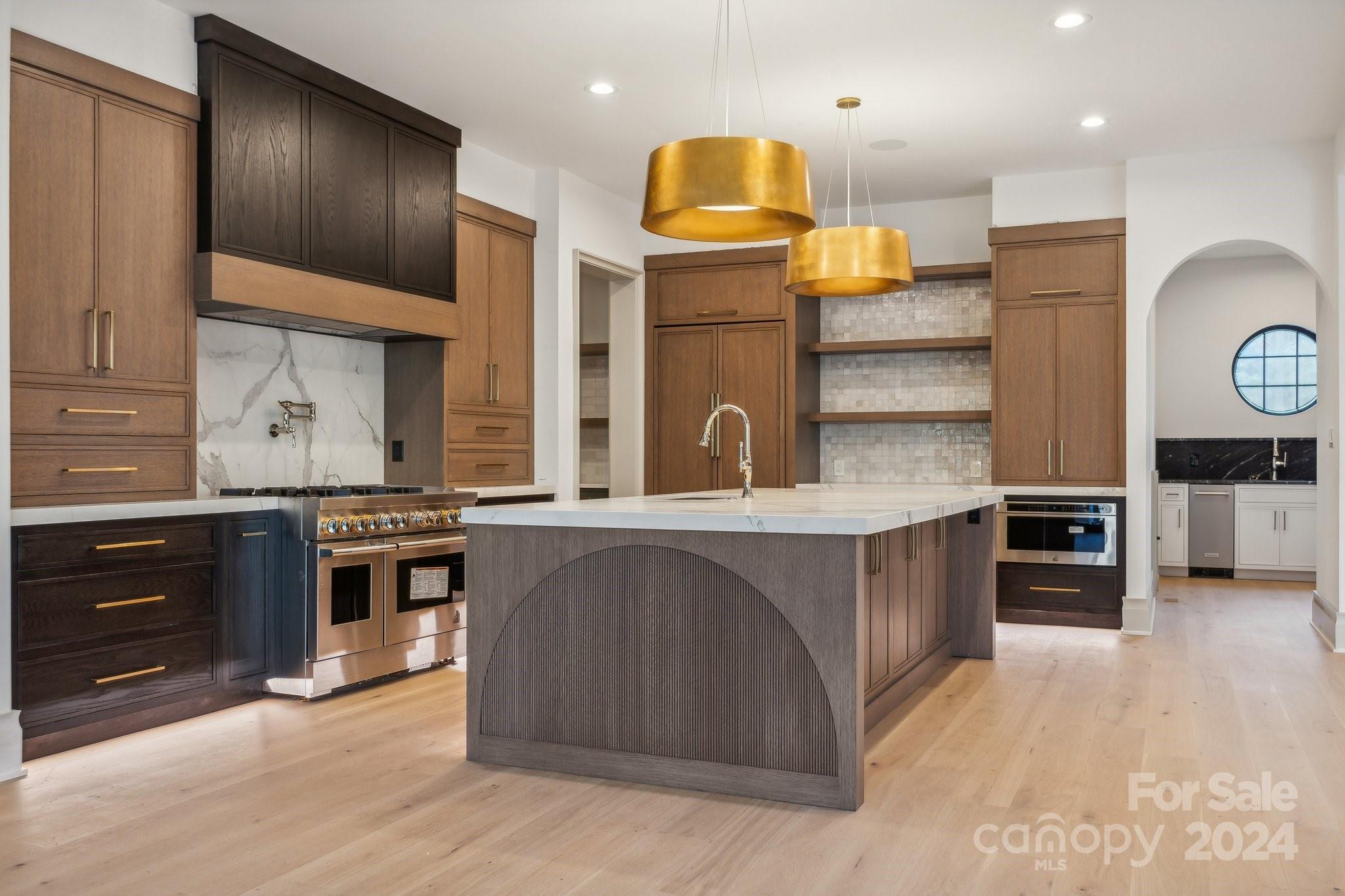 Mammoth Oaks - Residential