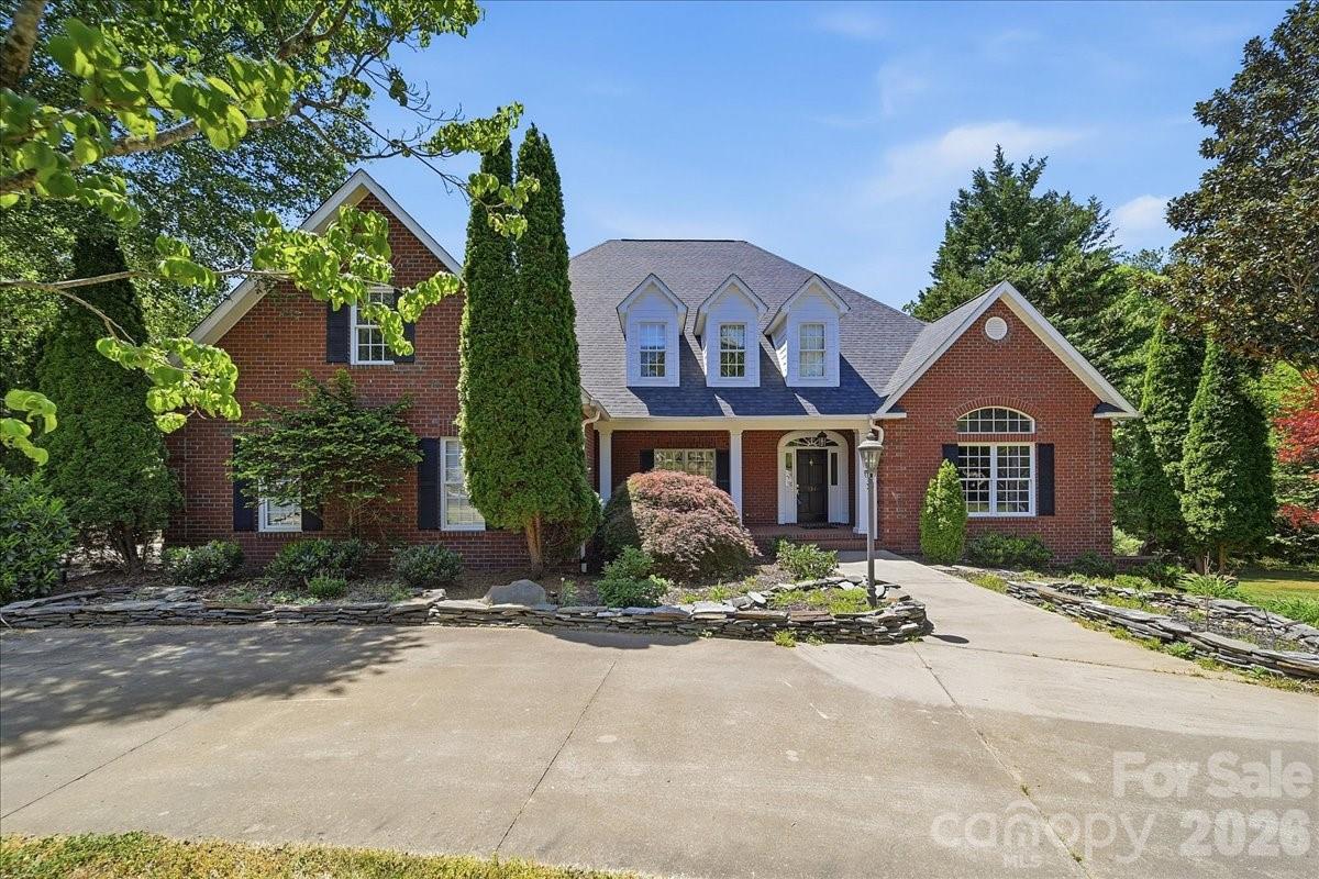 Forest Hills - Residential