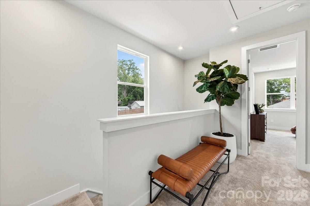 Context at Oakhurst - Residential