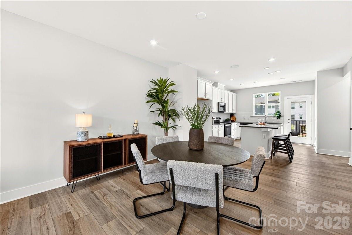 Context at Oakhurst - Residential