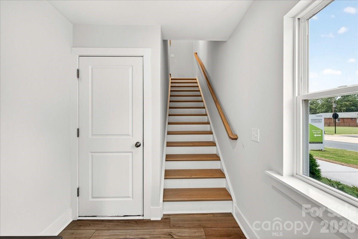 Context at Oakhurst - Residential