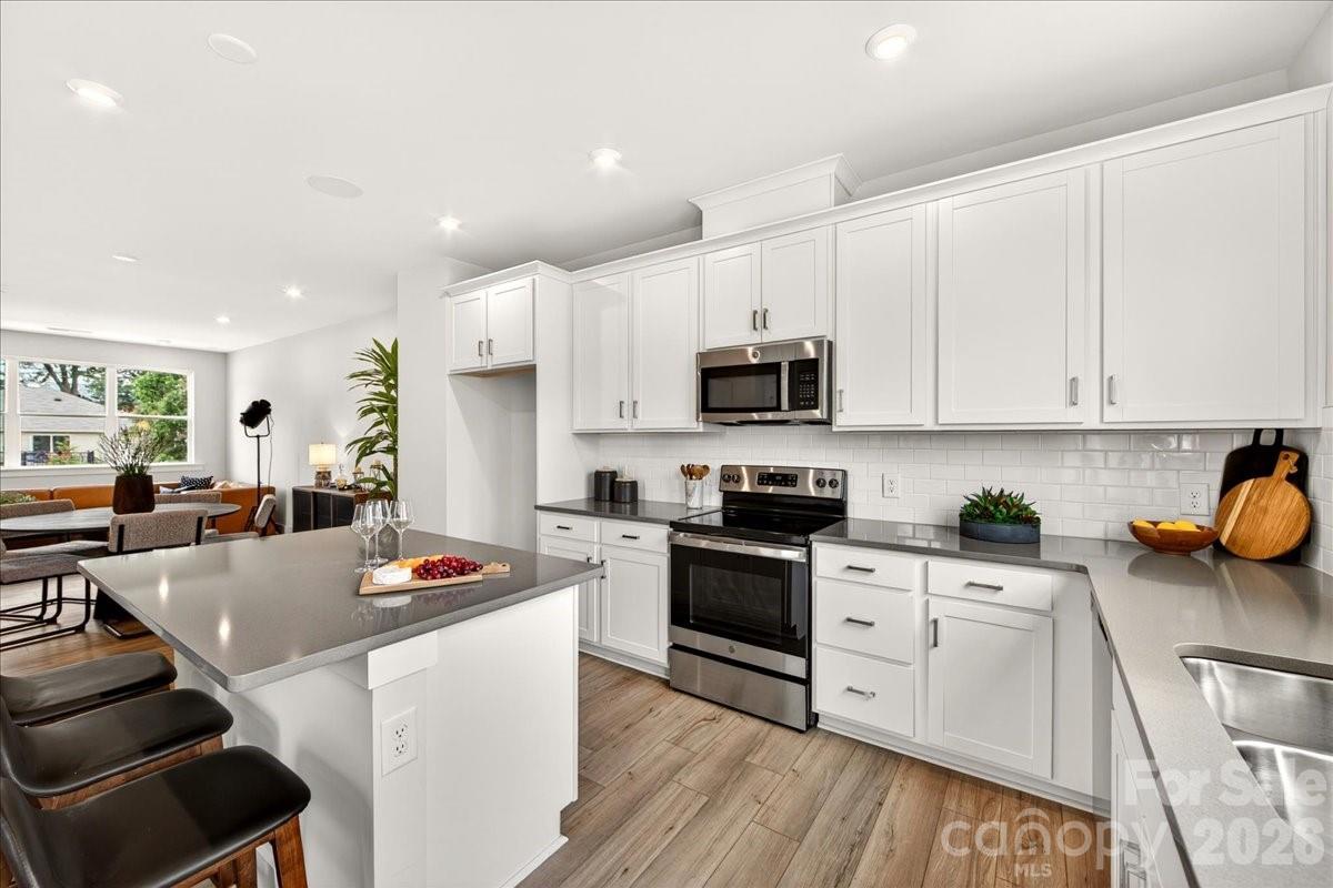 Context at Oakhurst - Residential