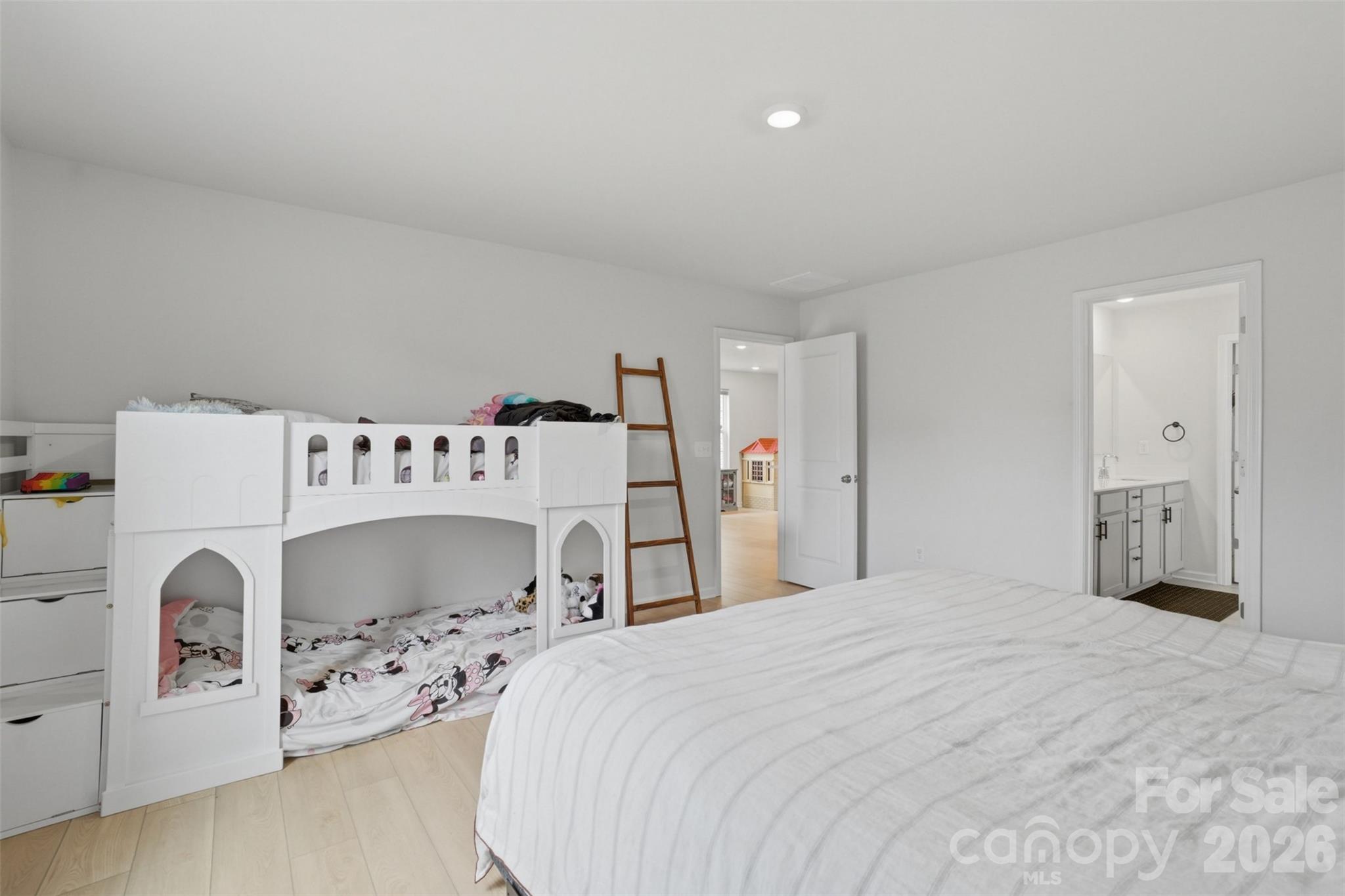 LEGACY RIDGE - Residential