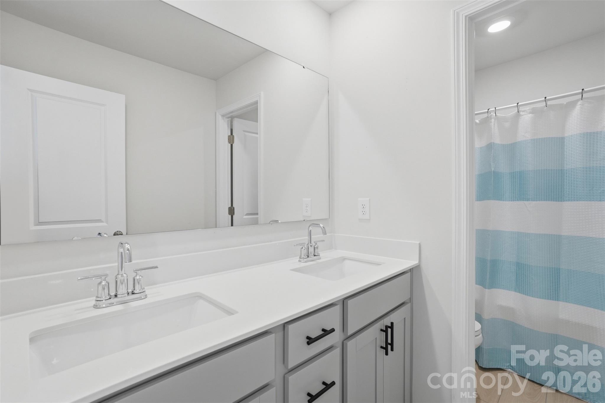 LEGACY RIDGE - Residential