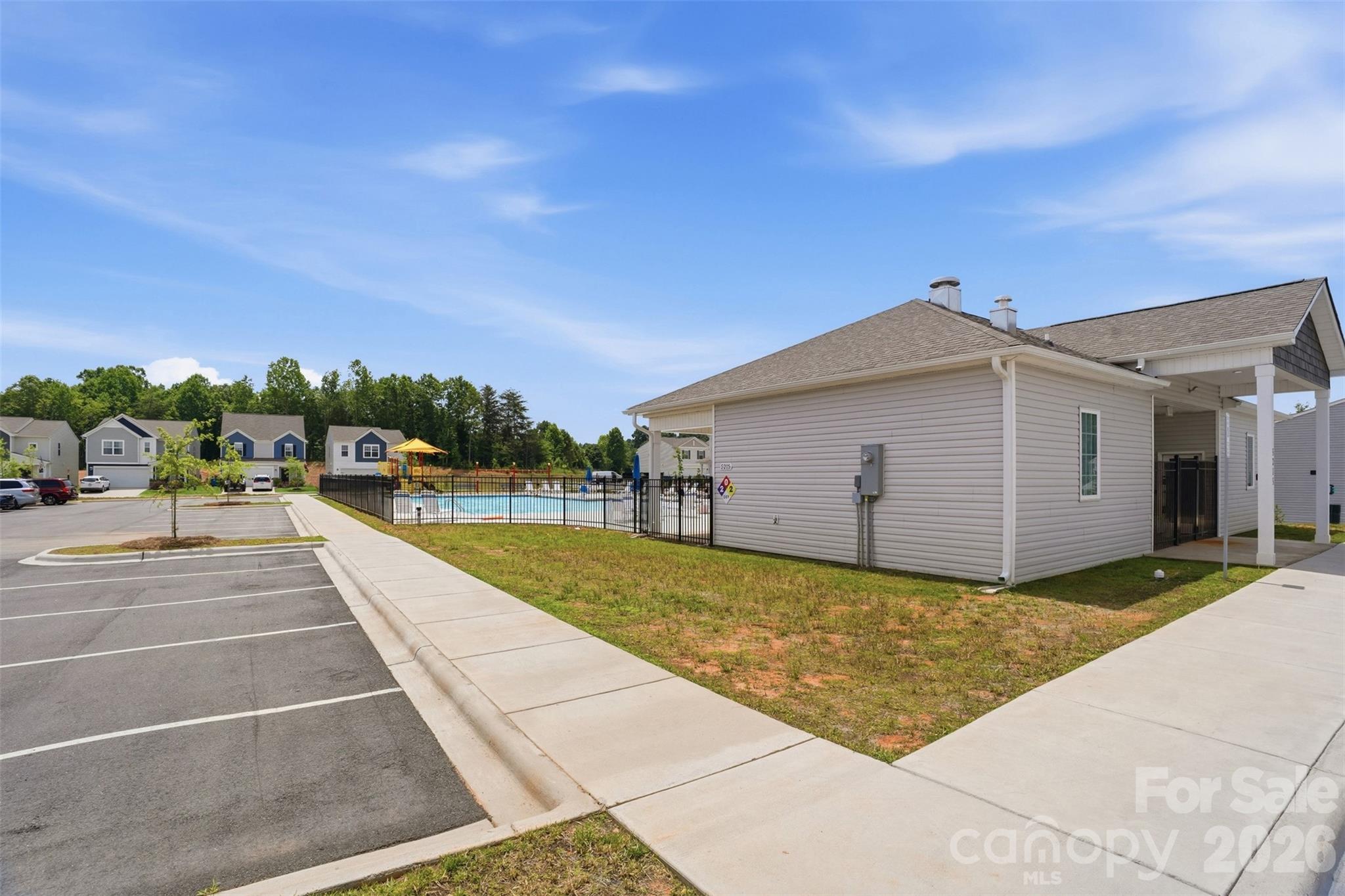 LEGACY RIDGE - Residential