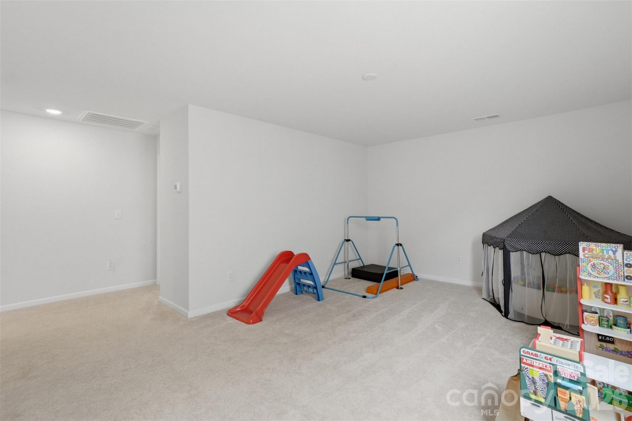 LEGACY RIDGE - Residential