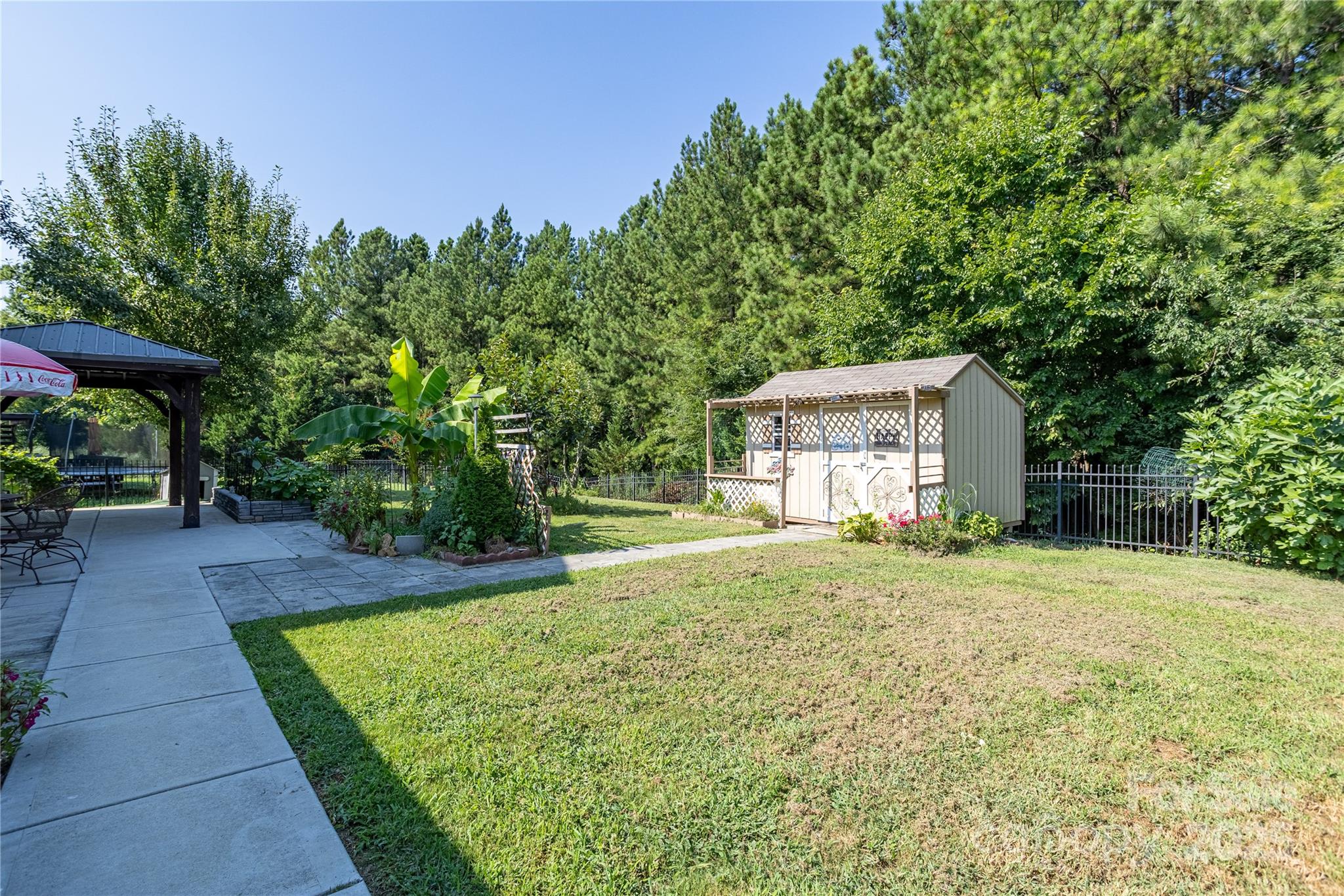 Mallard Lake - Residential