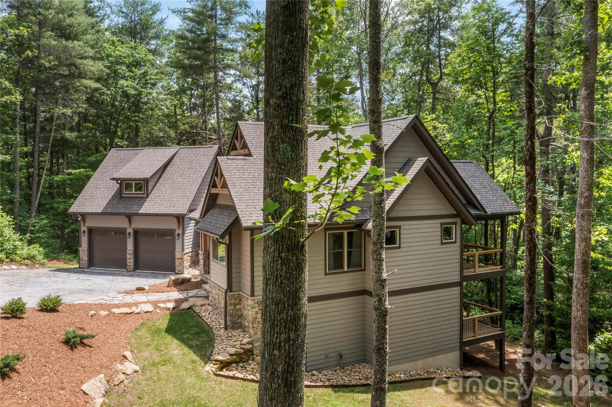 Pinnacle Falls - Residential