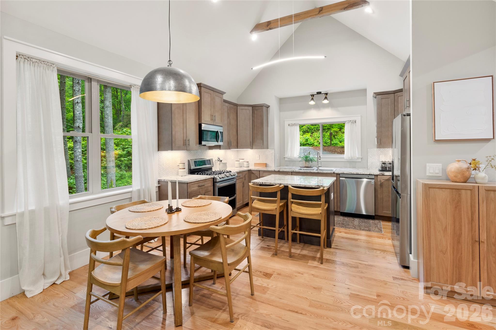 Pinnacle Falls - Residential