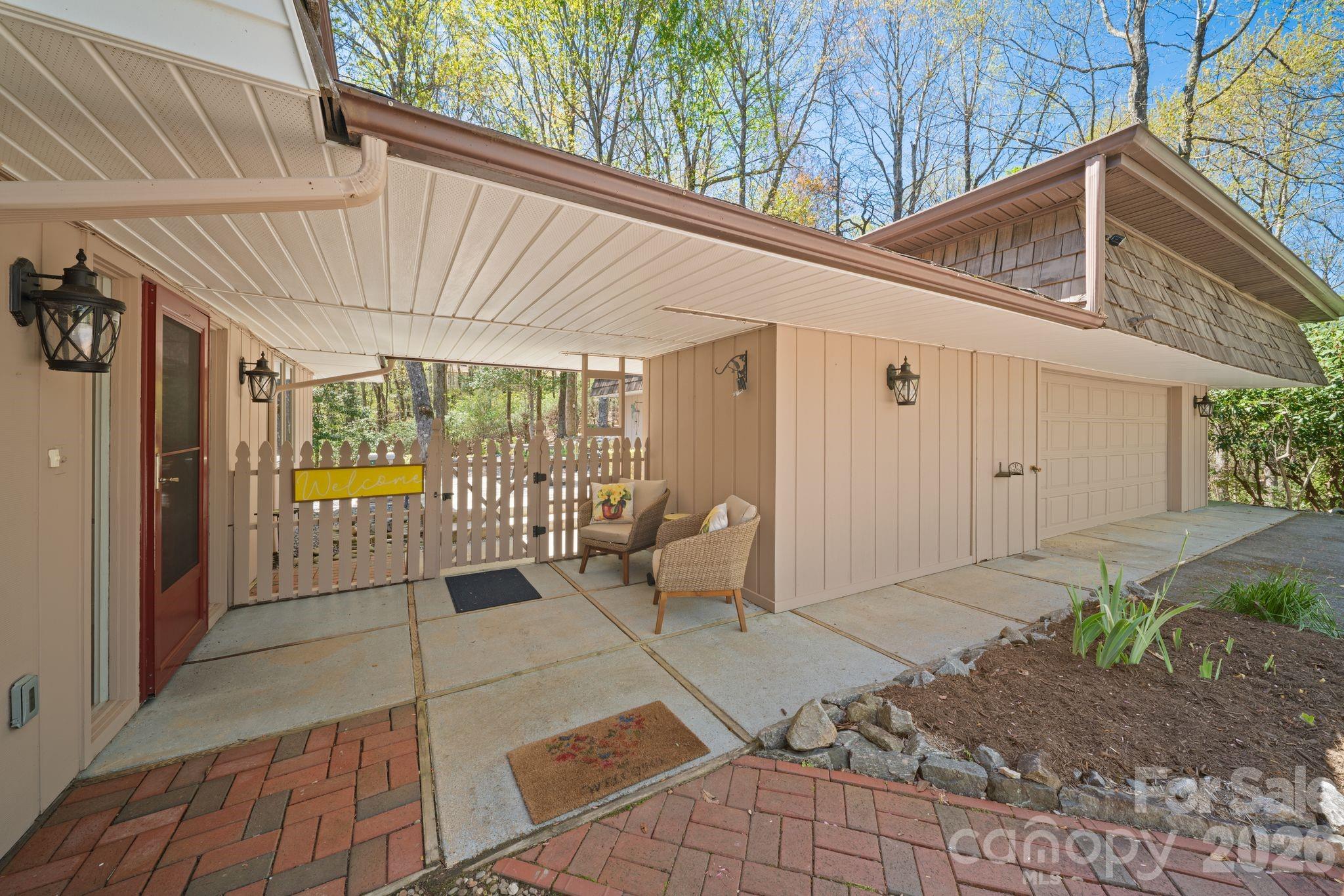 Connestee Falls - Residential