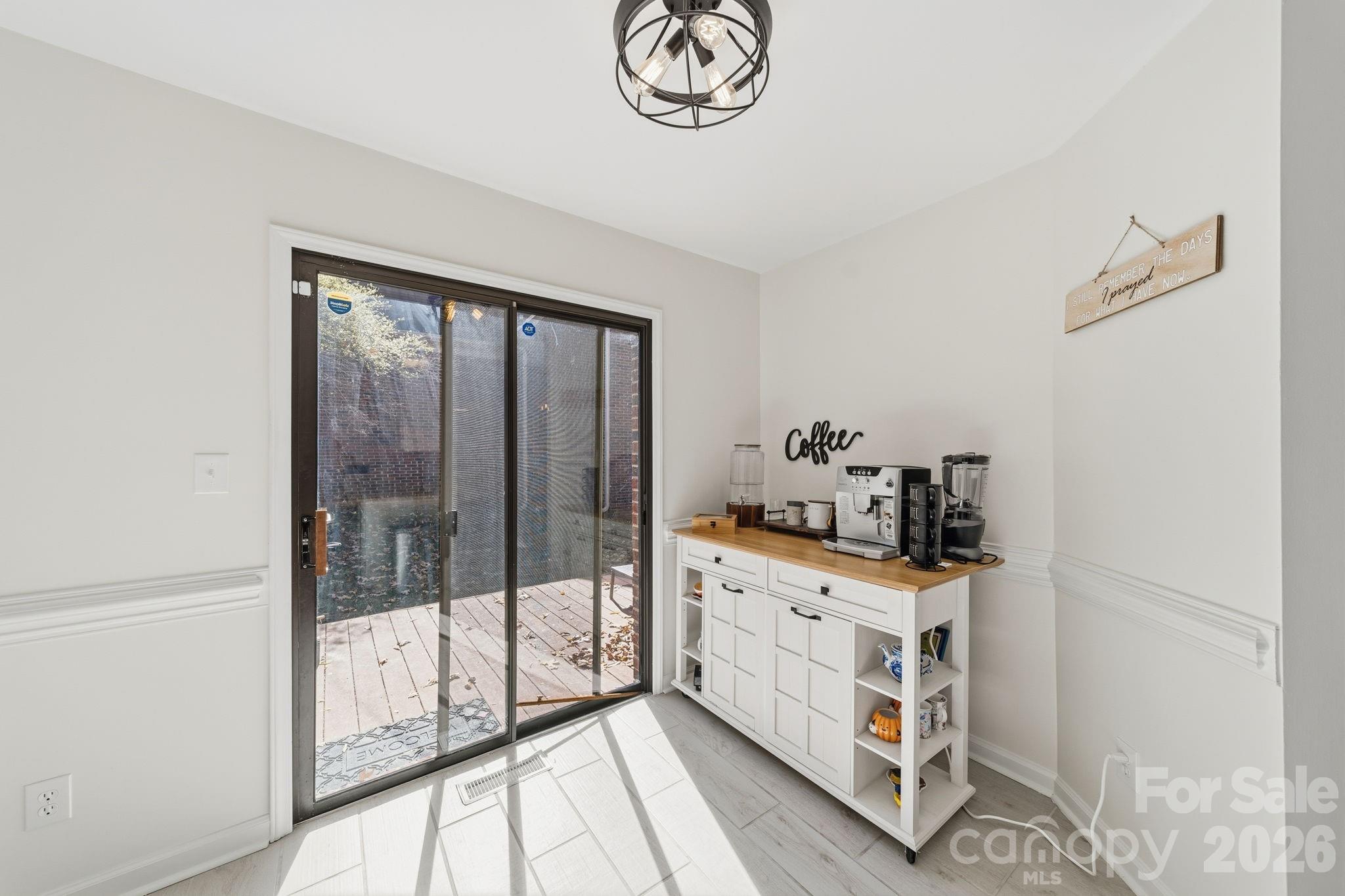Carsons Pond - Residential