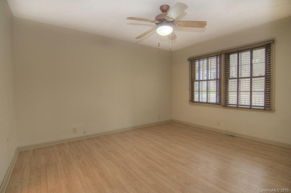 Tega Cay - Residential