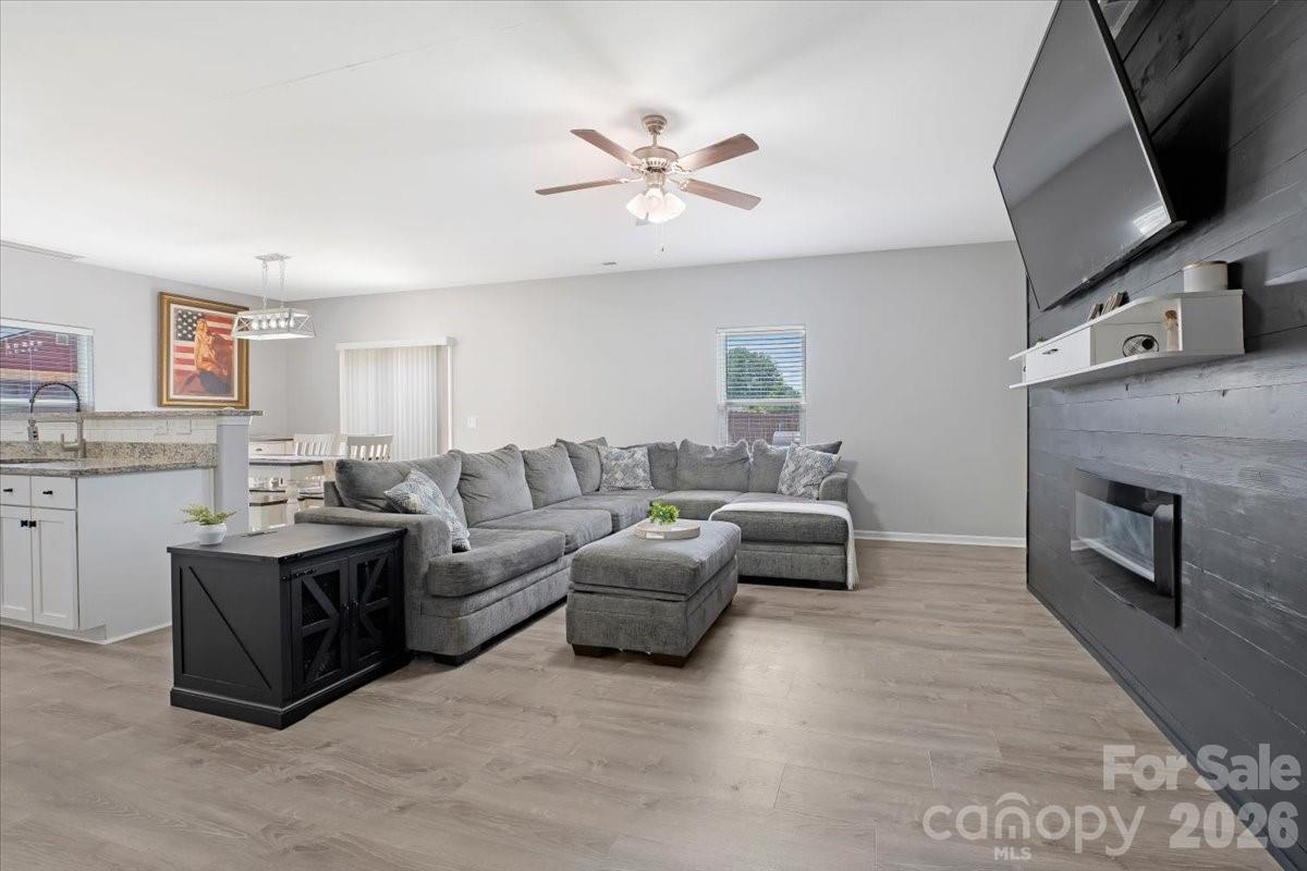 Churchill Pointe - Residential