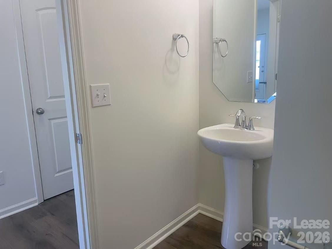 Creeks Landing - Residential Lease