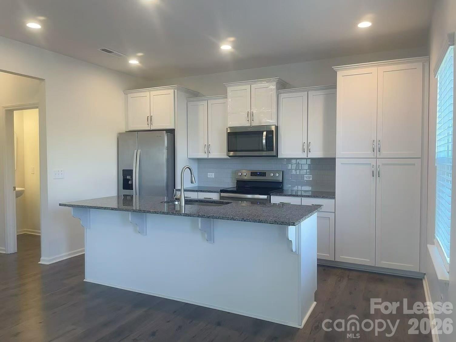 Creeks Landing - Residential Lease
