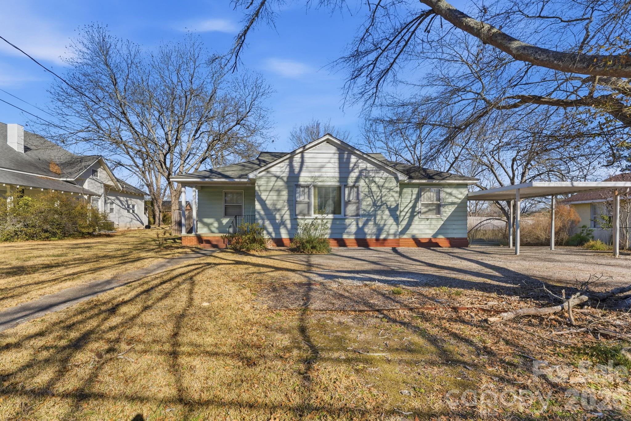 BACK ON THE MARKET — NO FAULT OF THE SELLER!
This inviting property is a perfect opportunity for a first-time homebuyer ready to step into homeownership. Featuring a comfortable layout and easy-to-maintain living spaces, this home offers just the right balance of functionality and charm. The spacious yard provides room to relax, play, or entertain, making it ideal for weekend gatherings or quiet evenings at home. With plenty of potential to personalize and grow into. Conveniently located near downtown Lancaster, shopping, dining, schools, and major routes, this home offers both accessibility and a peaceful neighborhood setting.