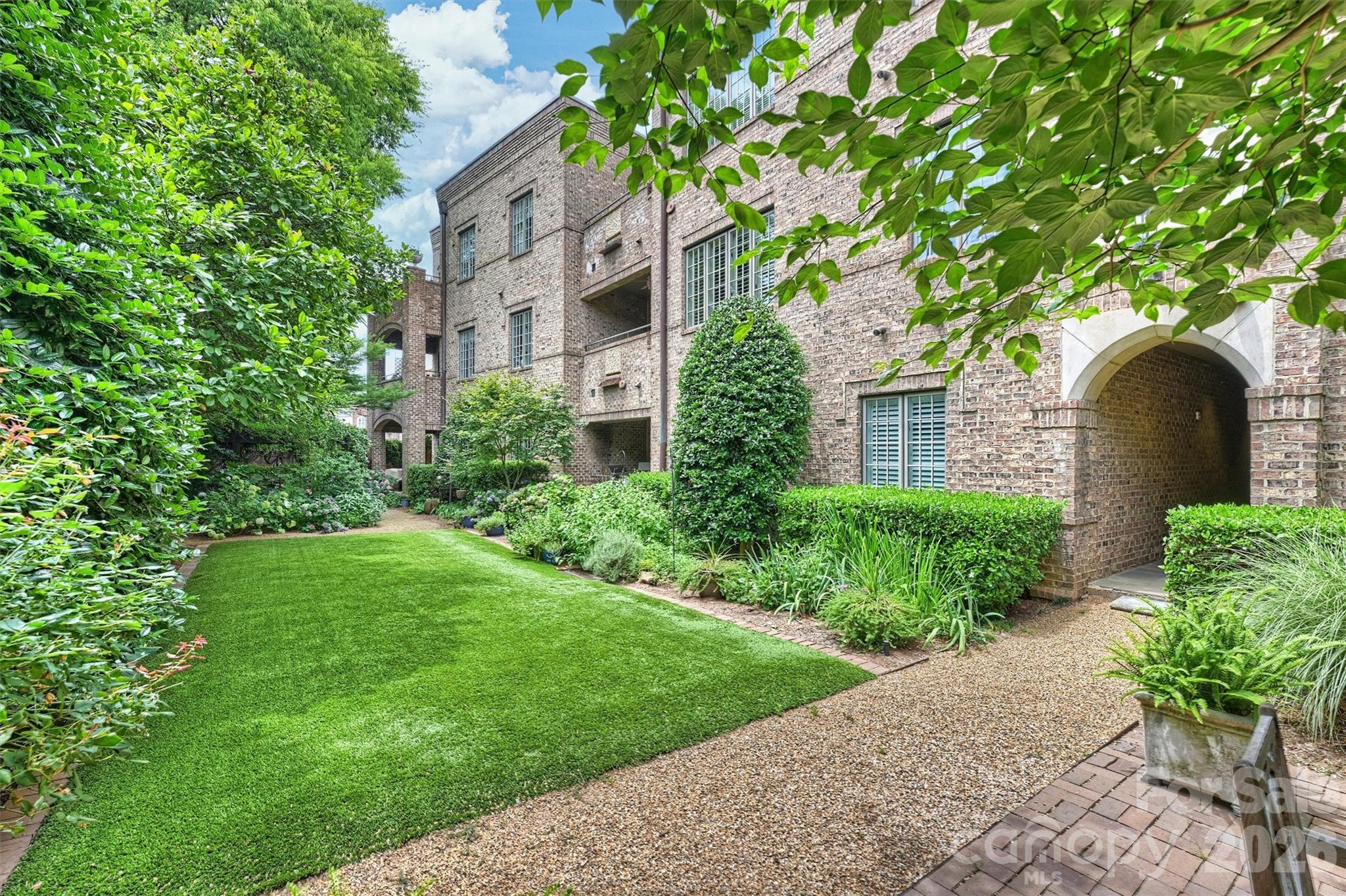 Myers Park - Residential