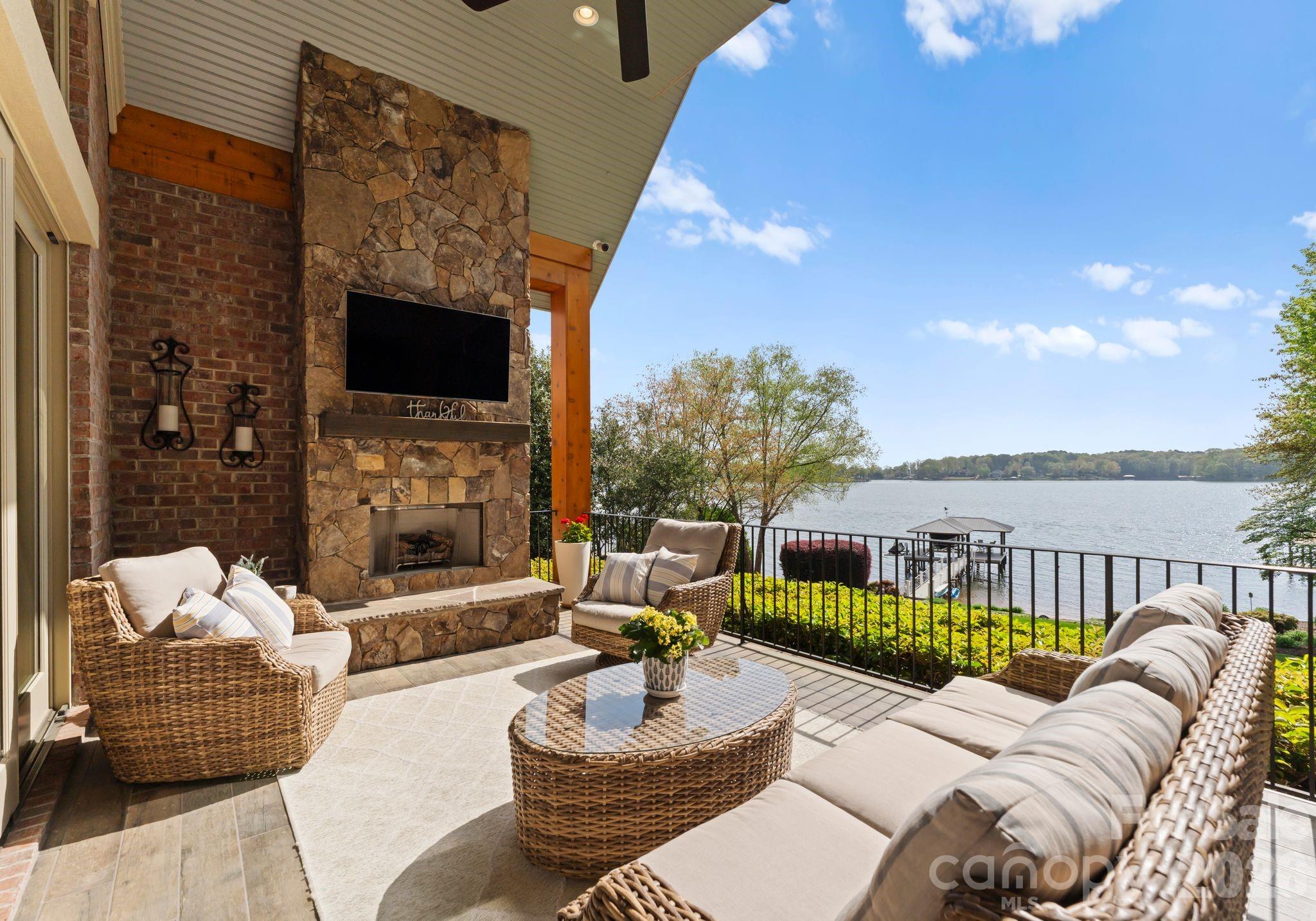 Sailview - Residential