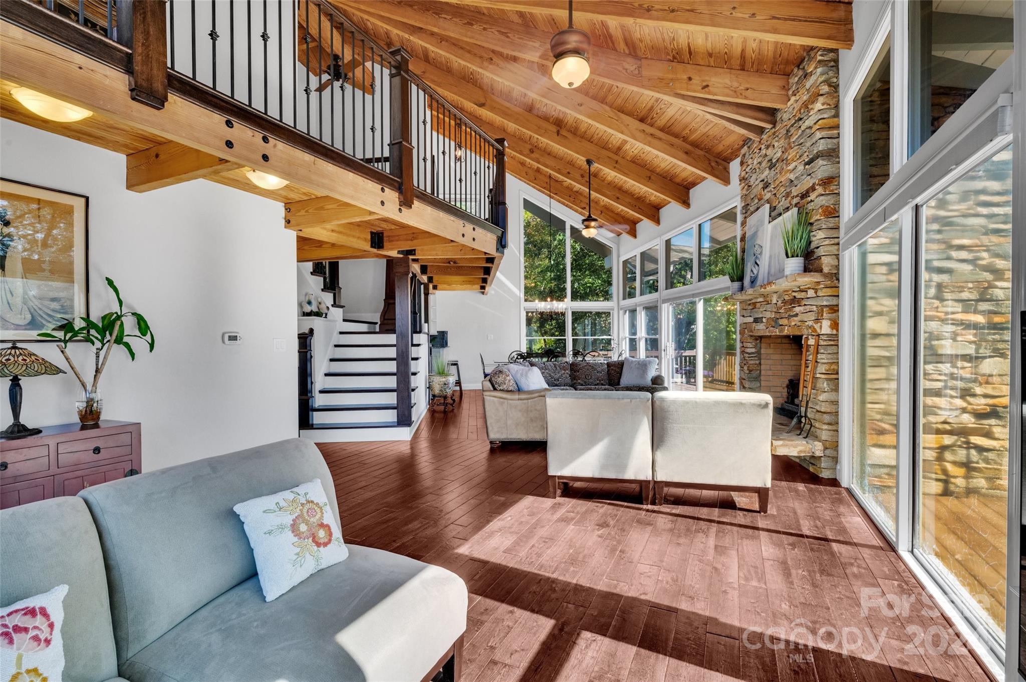 Tega Cay - Residential