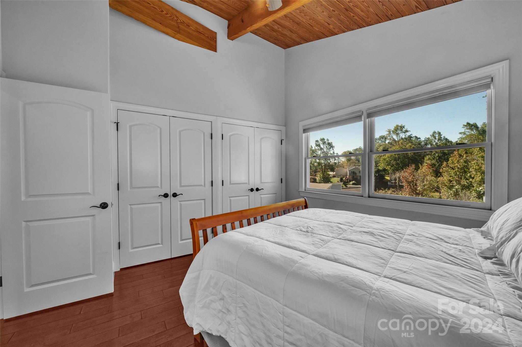 Tega Cay - Residential