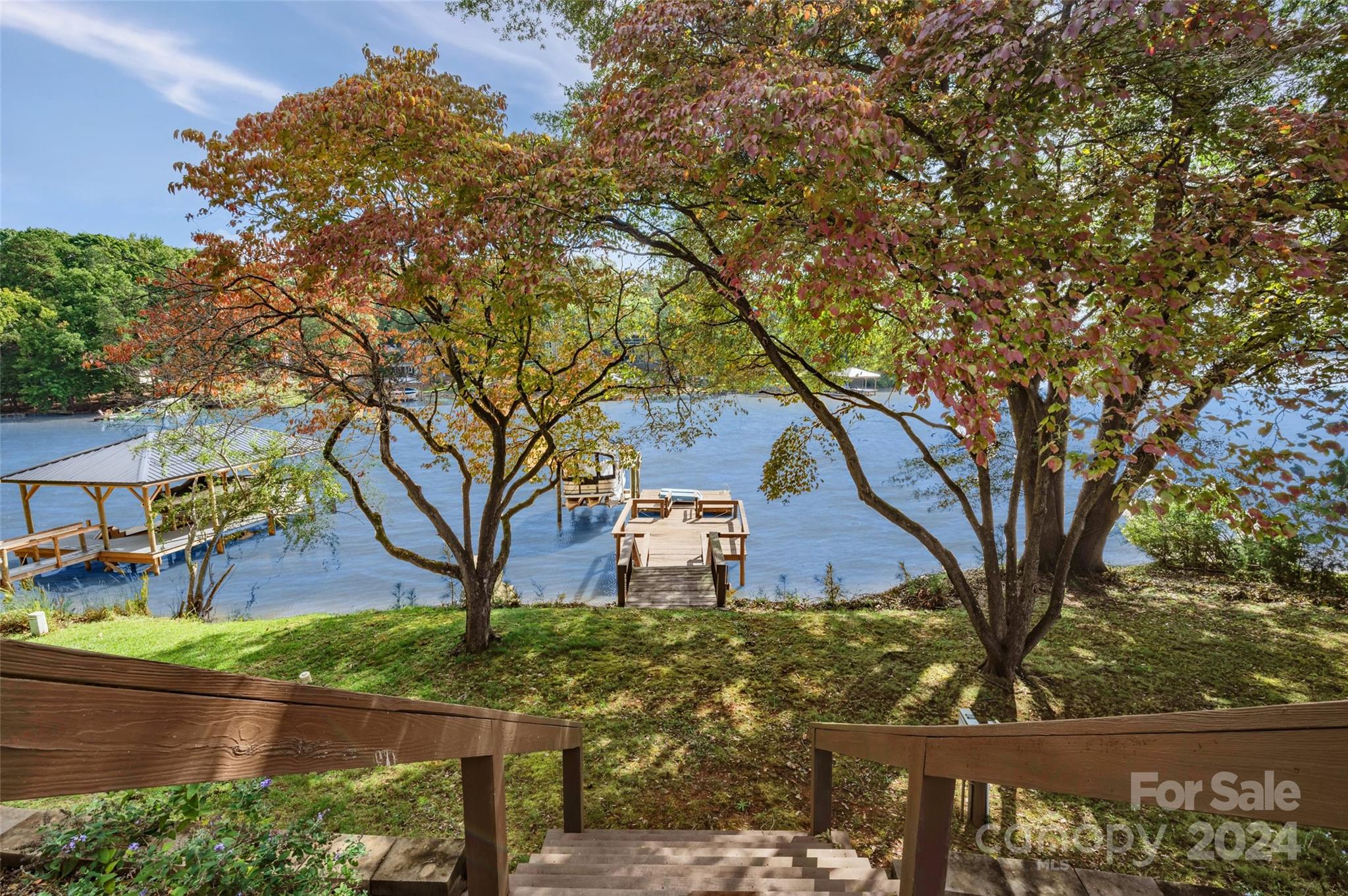 Tega Cay - Residential