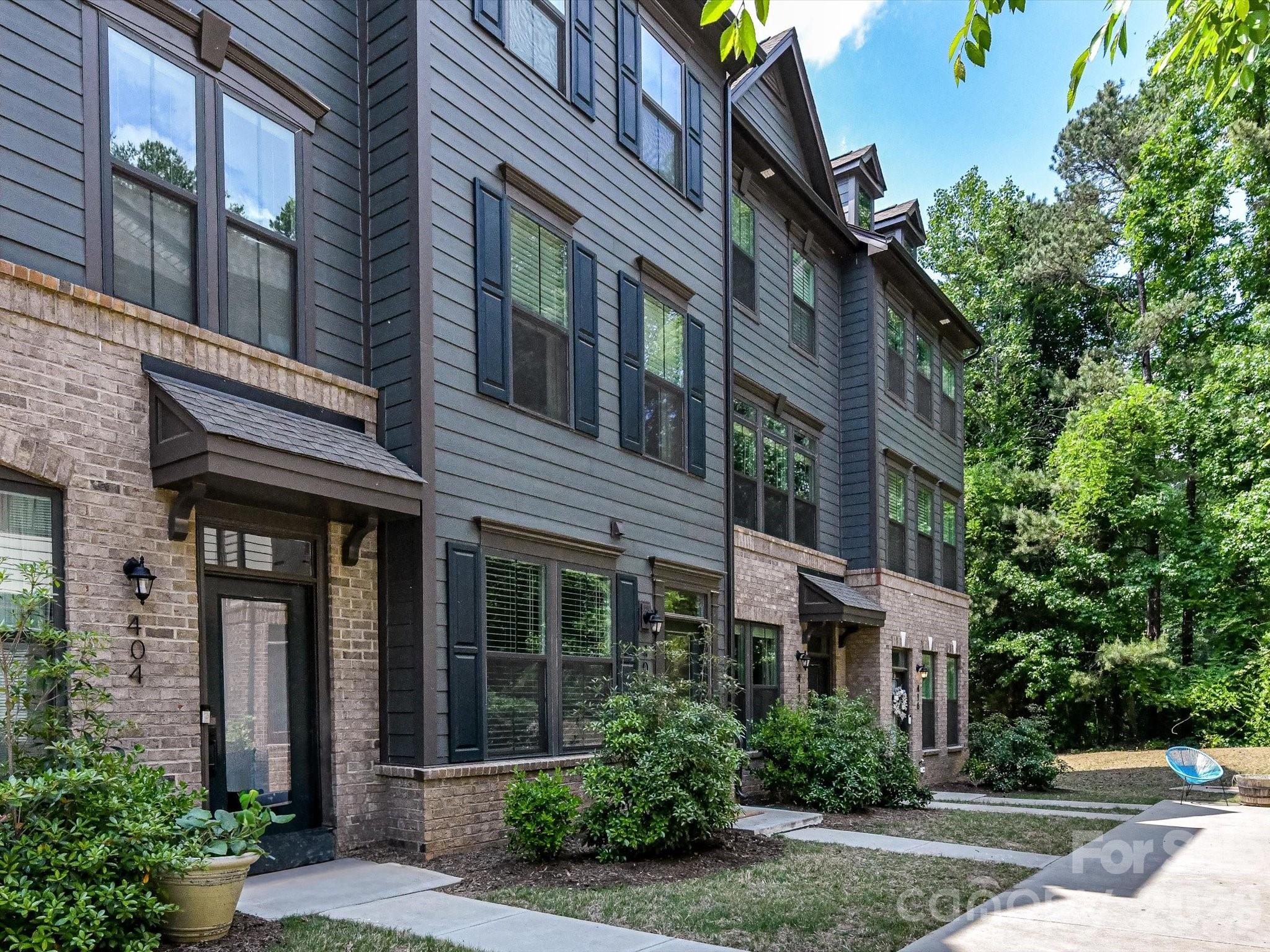 Welcome to NODA—where comfort meets convenience! This spacious and inviting townhome offers a well-designed layout with an open floor plan, perfect for both relaxing and entertaining. The living area is bathed in natural light, creating a warm and welcoming atmosphere, while the updated kitchen boasts ample storage, modern appliances, and plenty of counter space for your culinary creations.

You'll love the generously sized bedrooms, each offering a peaceful retreat at the end of the day. Plus, the unit includes thoughtful touches throughout, ensuring it feels like home from the moment you step inside.

Located in a desirable community, you'll enjoy access to fantastic amenities and a prime location The Arts District in Noda. Close to downtown Charlotte, shopping, dining, and major commuter routes. Whether you're a first-time buyer, downsizing, or looking for a fabulous investment opportunity, this property checks all the boxes.

 *** $2500 in buyer closing costs is being offered by the seller. ***