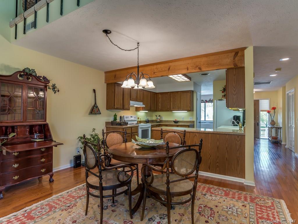 Lakemoor Village - Residential