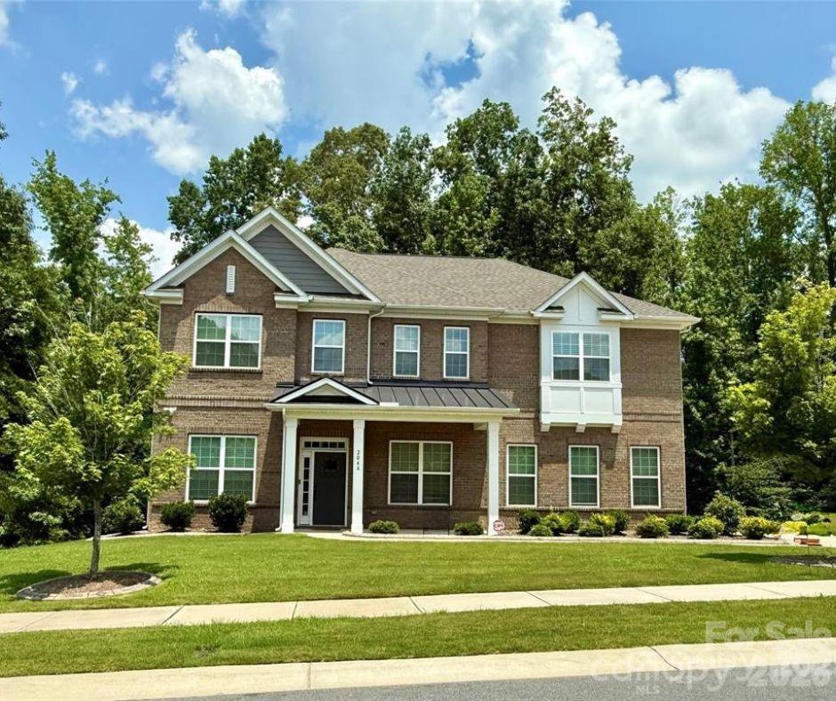 Back on the market and priced to move! Welcome to a home that offers the space, flexibility, and neighborhood lifestyle today’s buyers are looking for. This well-designed floor plan features an open kitchen and family room that make everyday living and entertaining feel seamless. With 5 bedrooms and a versatile front flex room, there is room for a home office, playroom, workout area, guest space, or whatever fits your lifestyle. The spacious primary suite includes a soaking tub, dual vanities, and a walk-in closet, creating a comfortable retreat at the end of the day. Outside, the corner lot, patio, and open backyard offer the perfect opportunity to enjoy outdoor living or create a space that feels like your own. Located in the sought-after Blume community, residents enjoy access to a pool, clubhouse, playgrounds, and walking trails—all just a short drive from Charlotte.