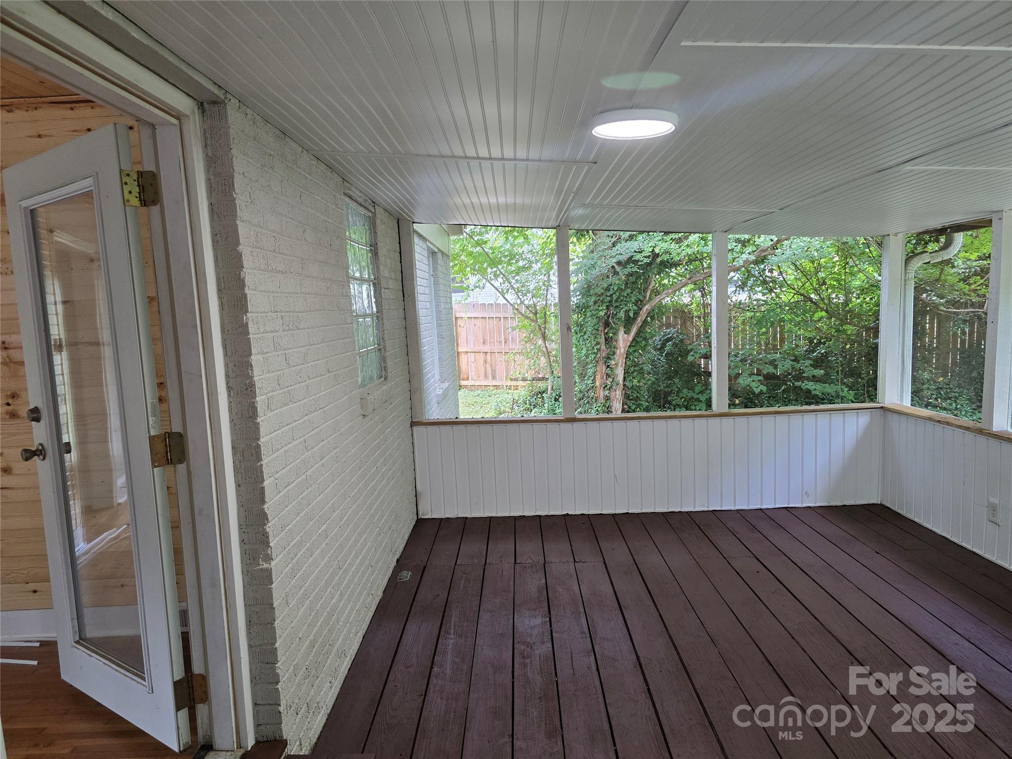 Country Club - Residential