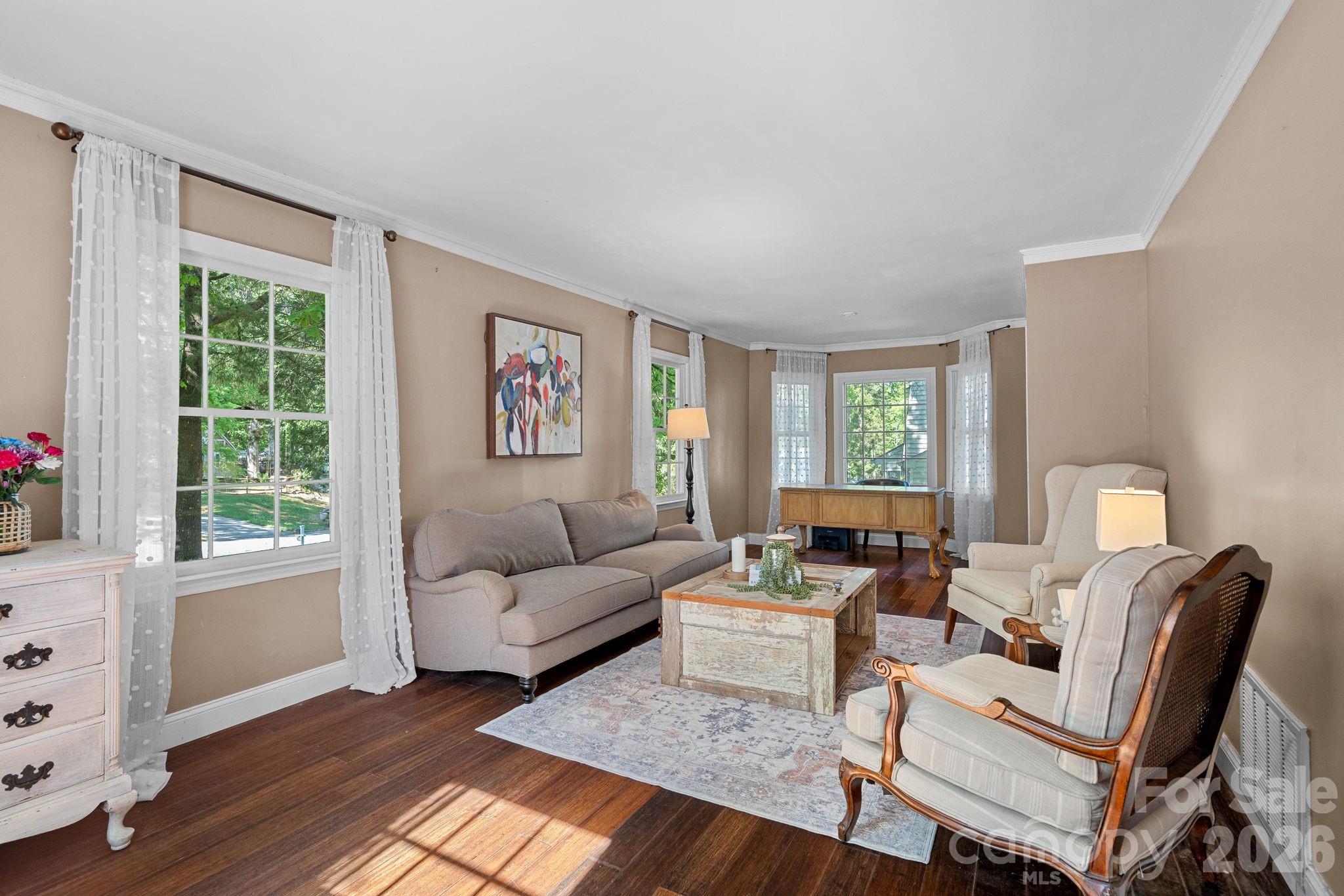 Wood Hollow - Residential