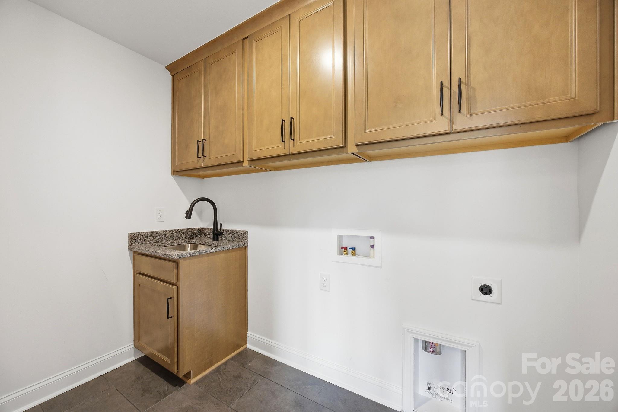 Lakeside Glen - Residential