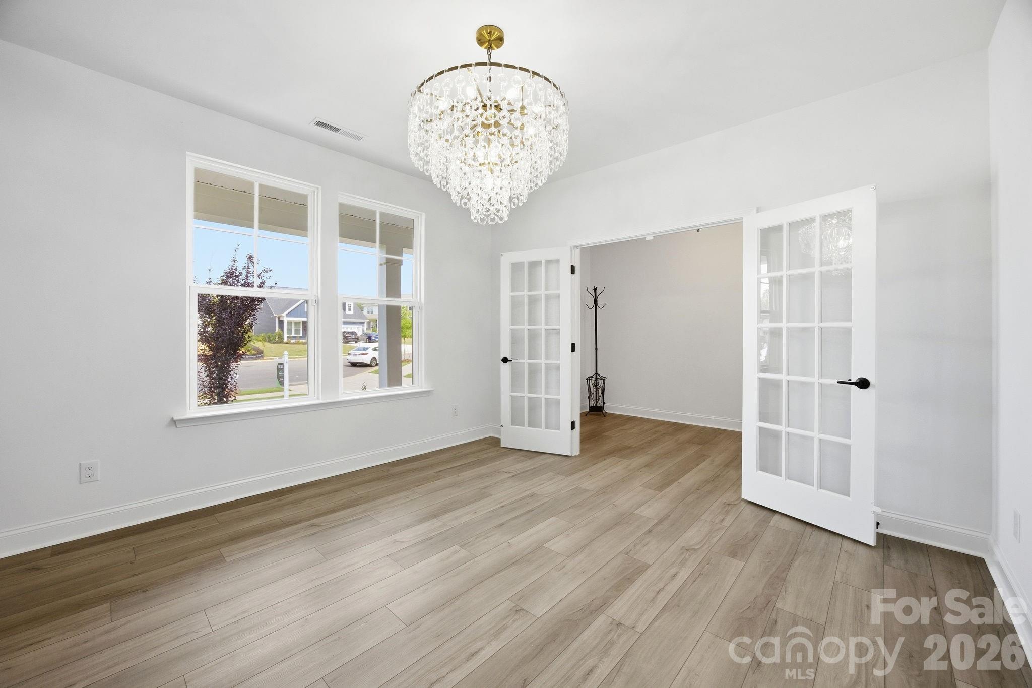 Lakeside Glen - Residential