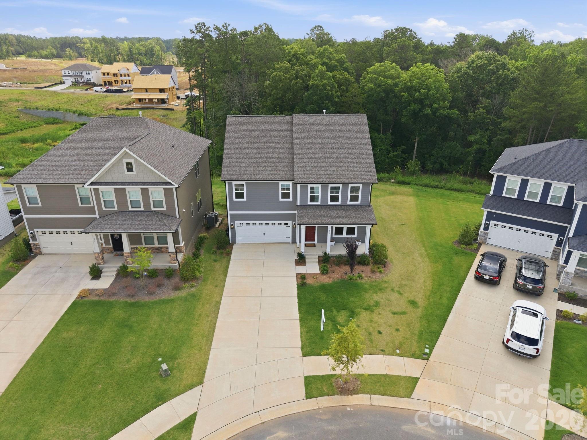Lakeside Glen - Residential