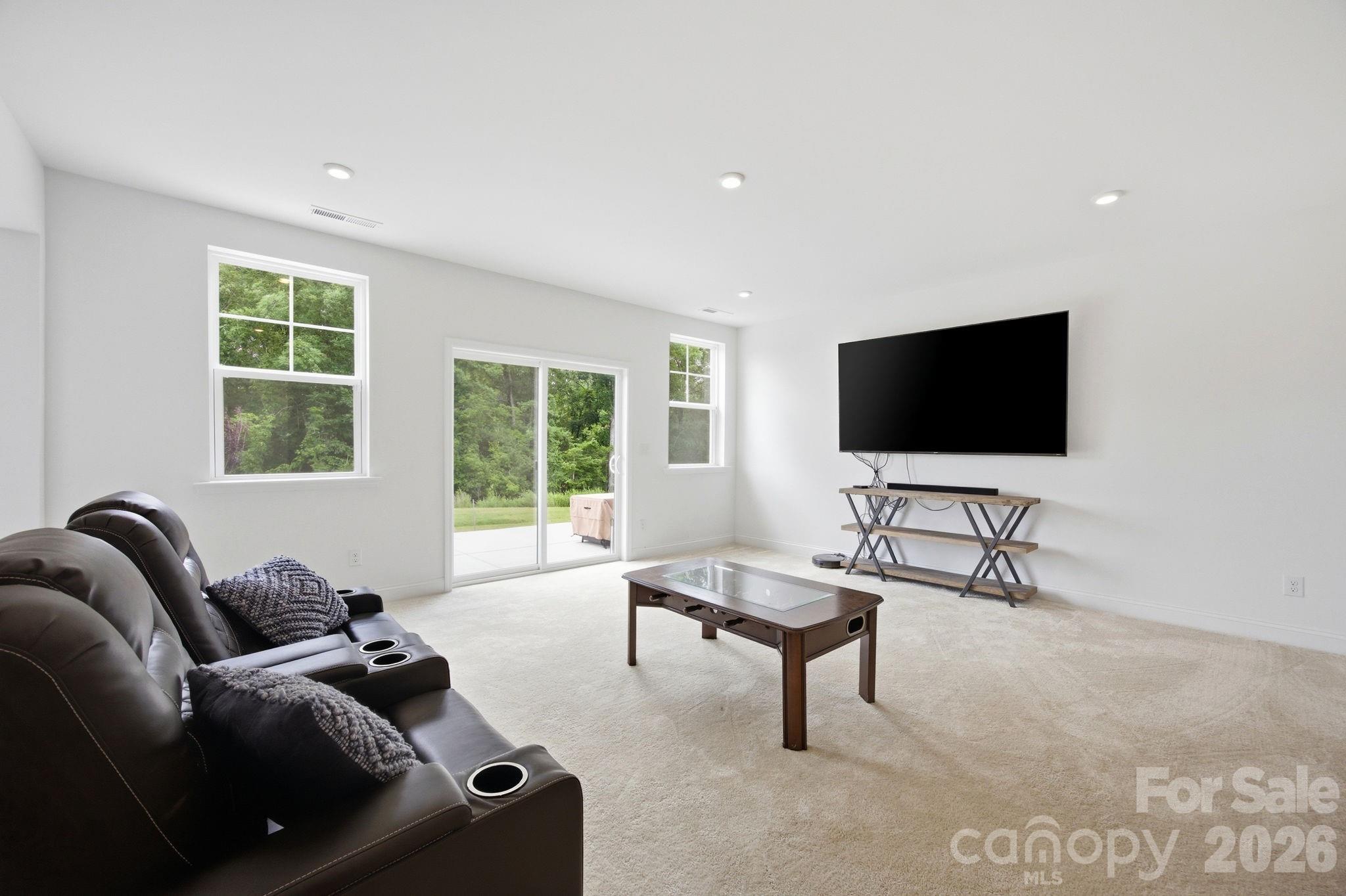 Lakeside Glen - Residential