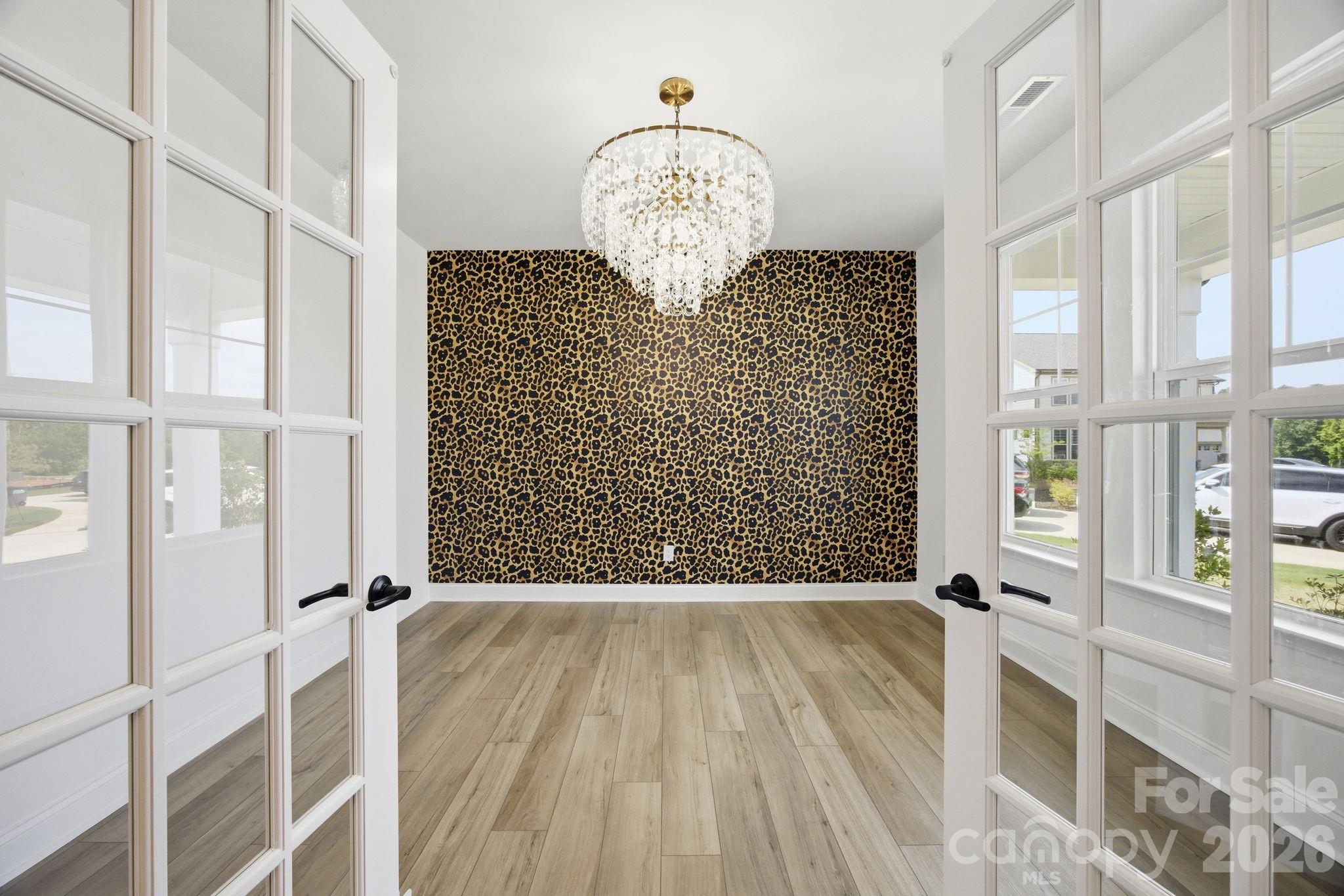 Lakeside Glen - Residential