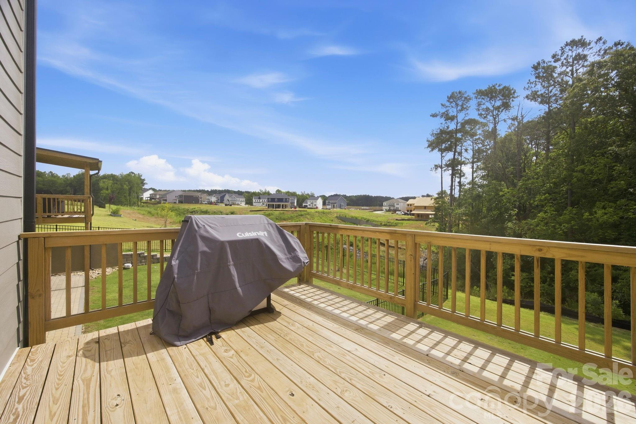 Lakeside Glen - Residential