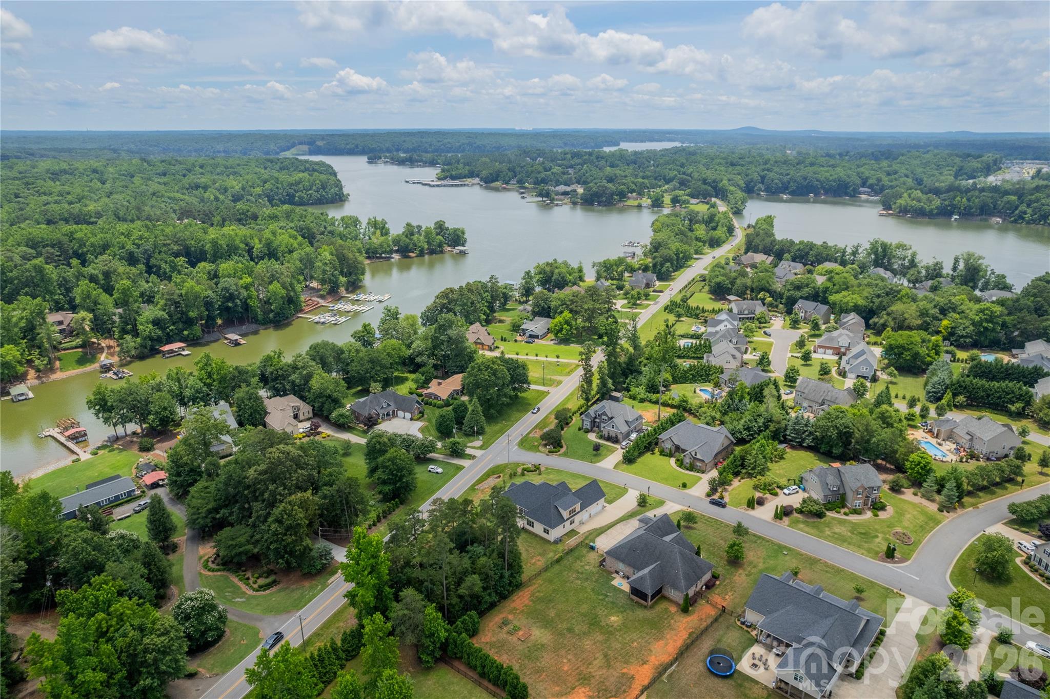 Lakepoint - Residential