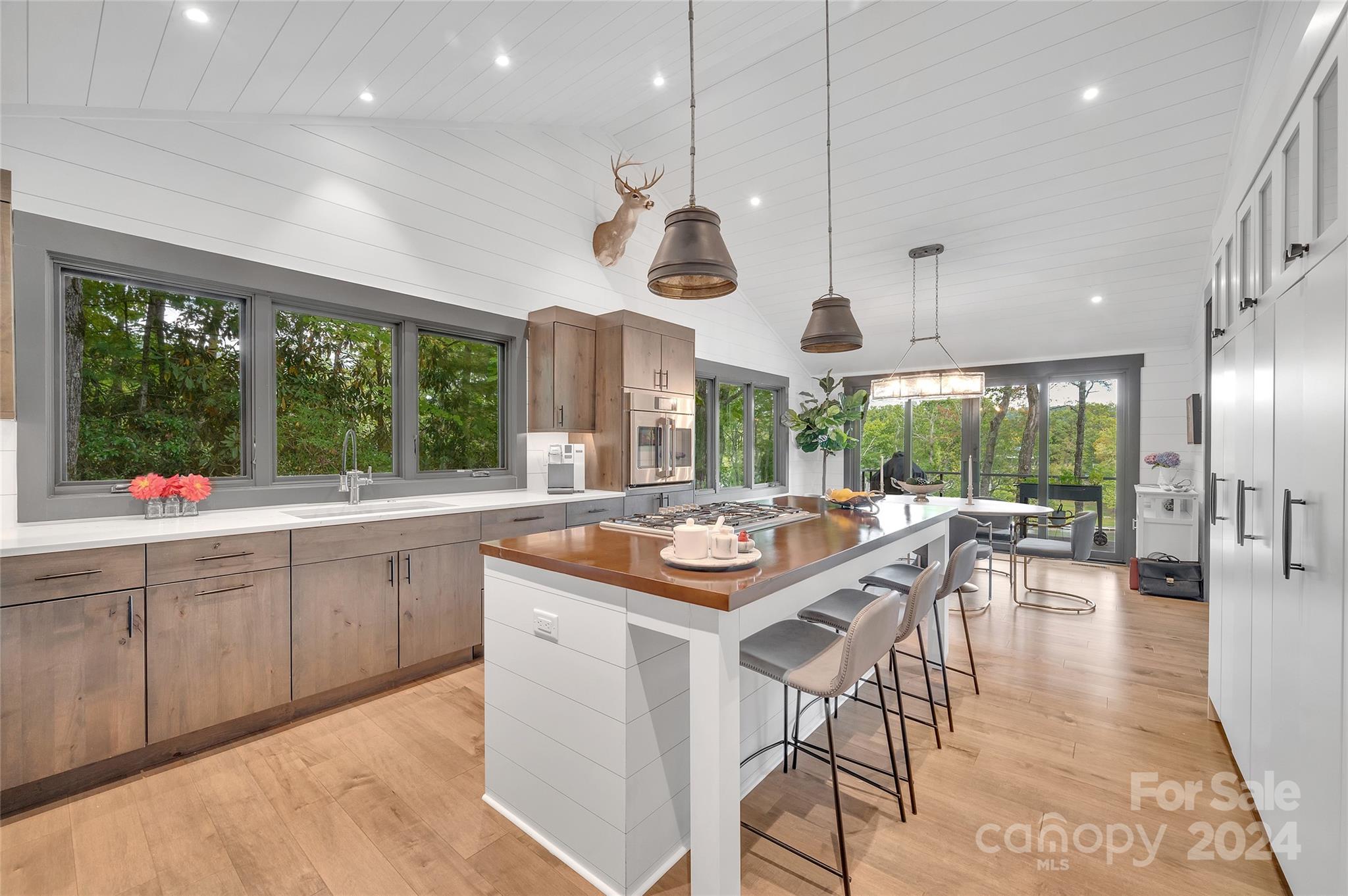 Lake Toxaway Estates - Residential