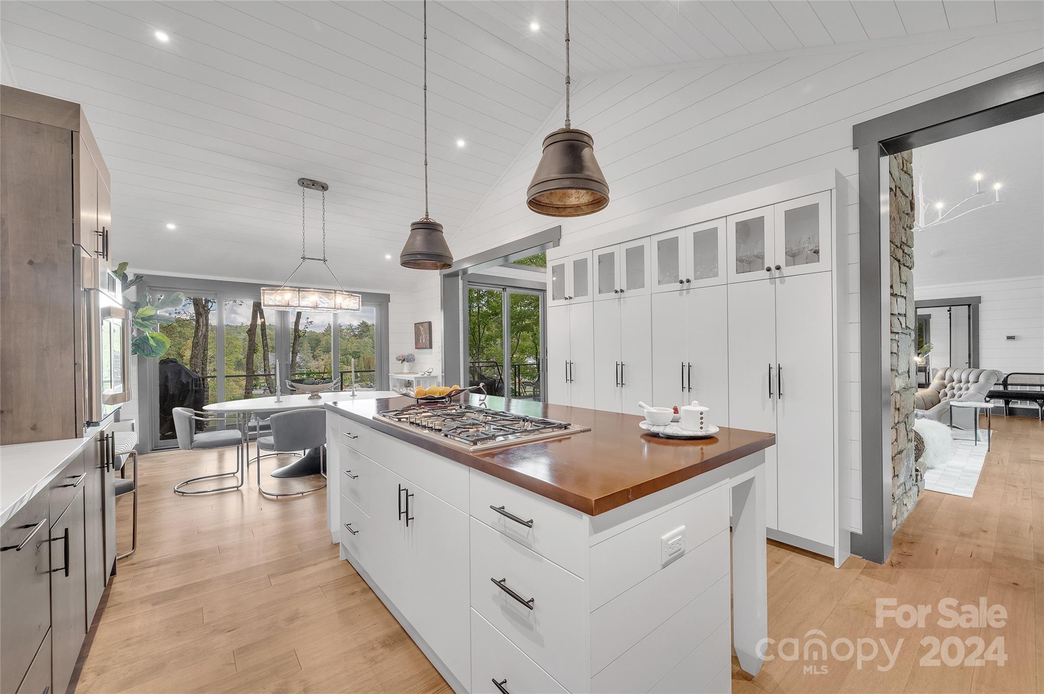 Lake Toxaway Estates - Residential