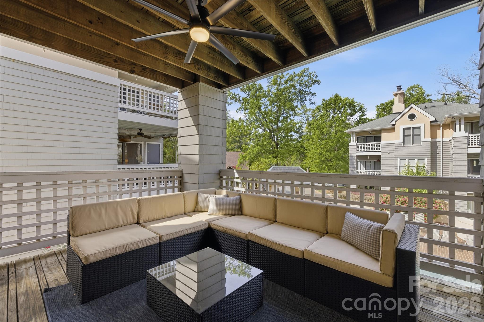Queens Station - Residential