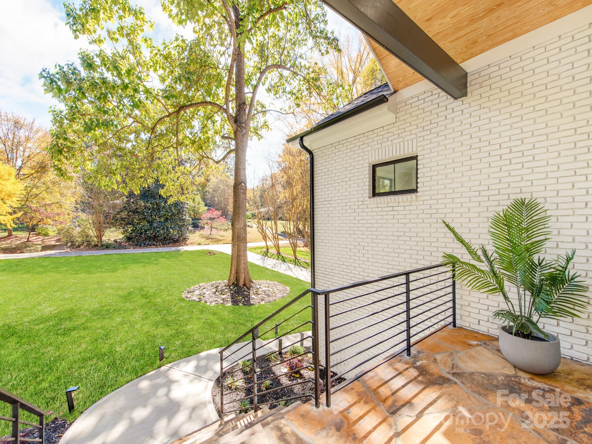 Lansdowne - Residential