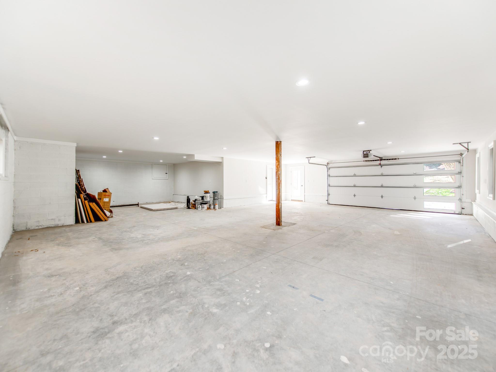 Lansdowne - Residential