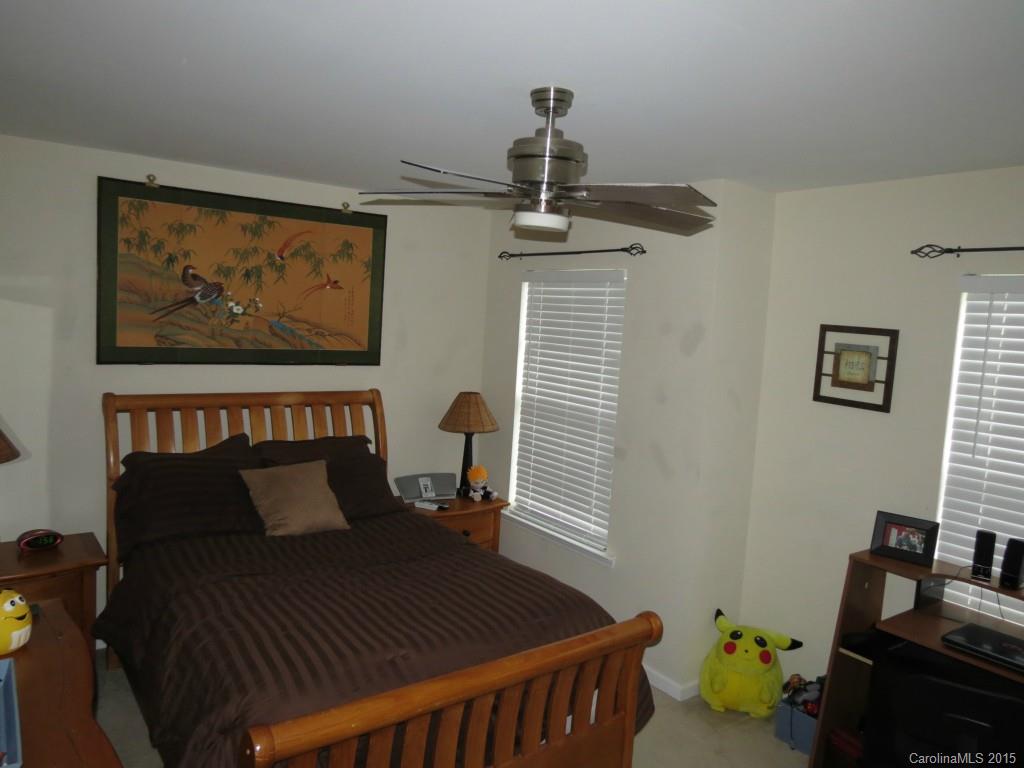Ridge Pointe - Residential