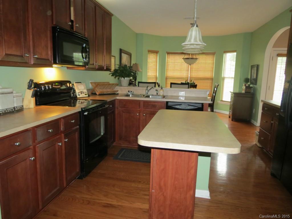 Ridge Pointe - Residential