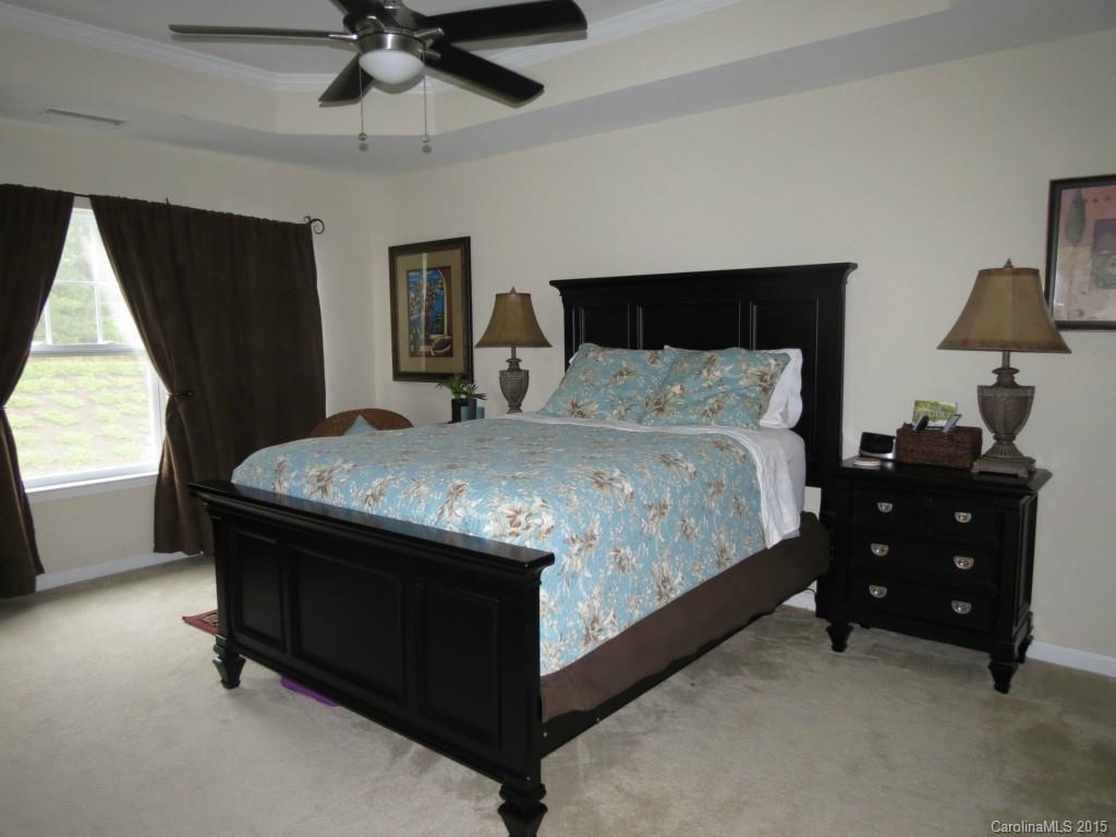 Ridge Pointe - Residential