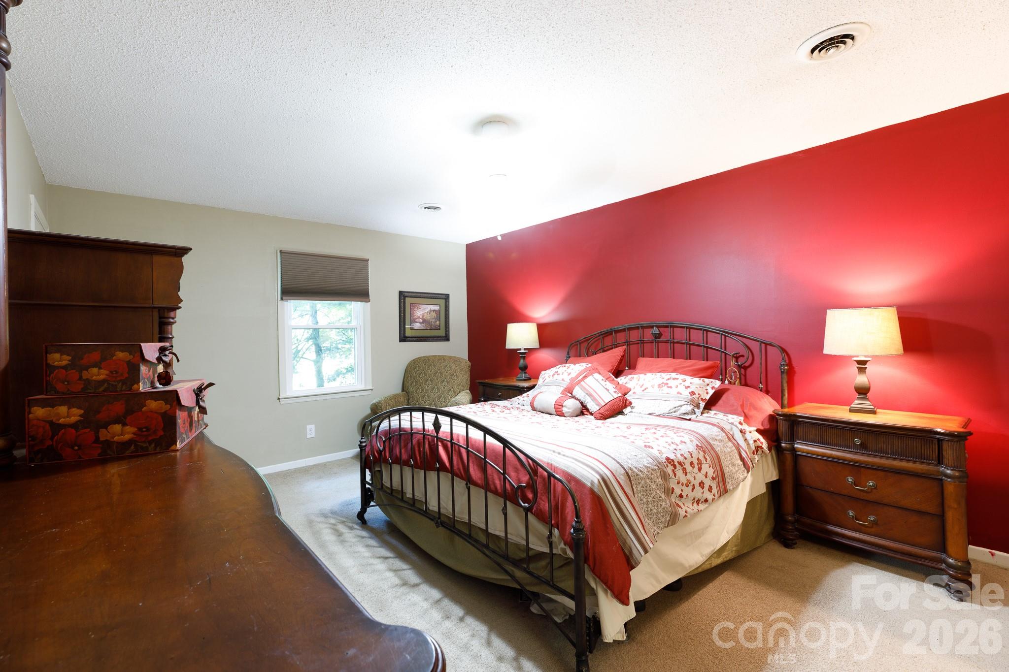 Twin Lakes - Residential