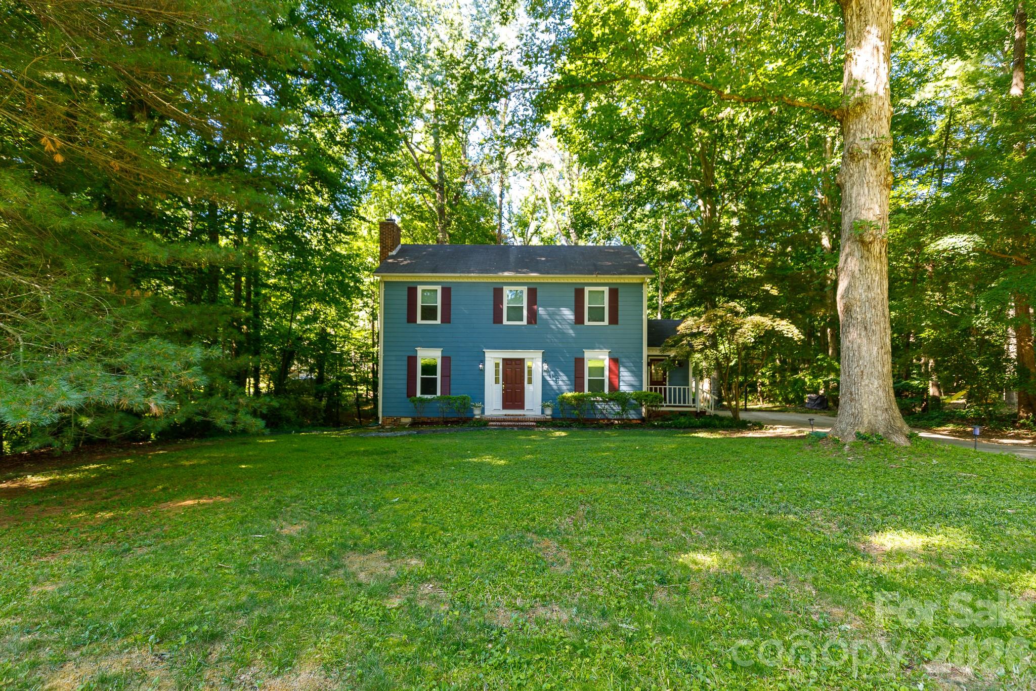 Twin Lakes - Residential