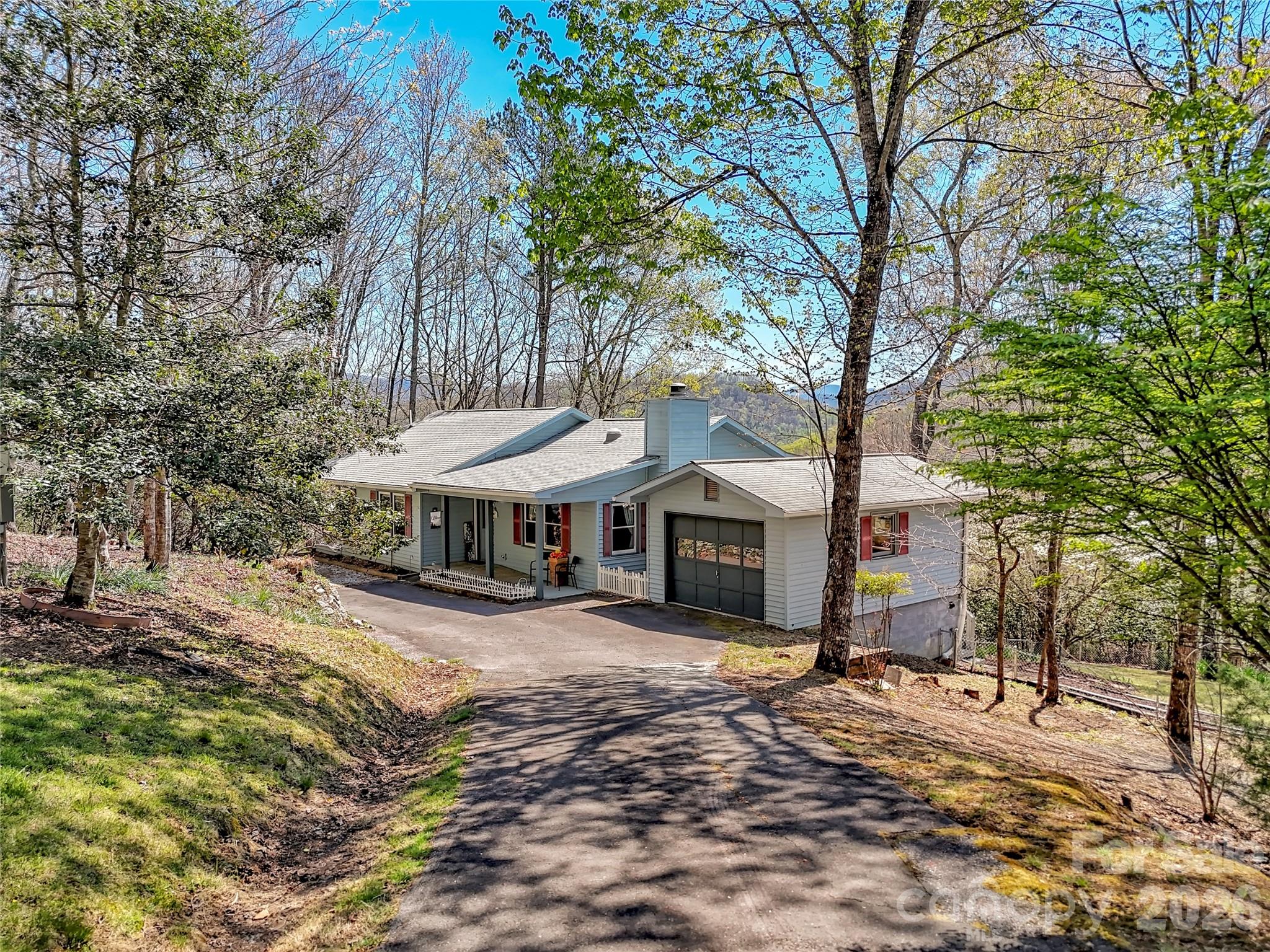 Heritage Mountain - Residential