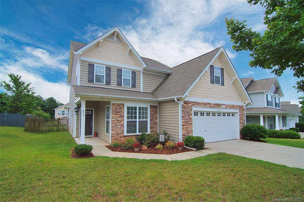 Spacious 3 bedroom 2.5 bath in desirable Whitley Mills neighborhood. Open floor plan. Neutral paint throughout. 2 story great room with lots of natural light, gas log fireplace and TV niche. Dining room. Master on main w vaulted ceiling & sitting nook. Master bath features dual sink vanity and separate tub/shower. Upper level features secondary bedrooms and loft. Neighborhood amenities include pool w clubhouse. Convenient to I 77, shopping & dining.
